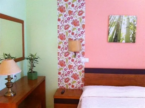 בית הארחה מלון ליסבון Pensao Flor Da Baixa